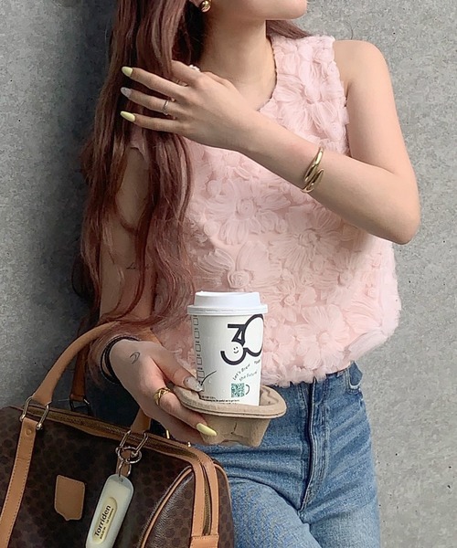 junoah(ジュノア)の「フラワーモチーフチュールノースリーブトップス(Tシャツ/カットソー・レディース・ブラック/ピンク/アイボリー・SMALL/MEDIUM/X-LARGE/LARGE)」の10枚目の写真