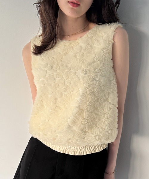 junoah(ジュノア)の「フラワーモチーフチュールノースリーブトップス(Tシャツ/カットソー・レディース・ブラック/ピンク/アイボリー・SMALL/MEDIUM/X-LARGE/LARGE)」の18枚目の写真