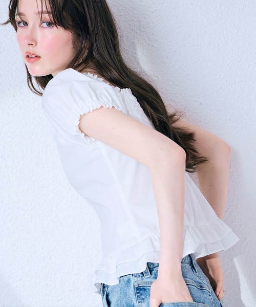 Audie a Muses(オーディアミューズ)の「【モデル美香着用】コルセット風ピンタックブラウス(シャツ/ブラウス・レディース・ブラウン/オフホワイト/ブラック・36/38/42)」の11枚目の写真