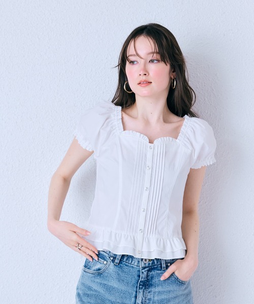 Audie a Muses(オーディアミューズ)の「【モデル美香着用】コルセット風ピンタックブラウス(シャツ/ブラウス・レディース・ブラウン/オフホワイト/ブラック・36/38/42)」の14枚目の写真