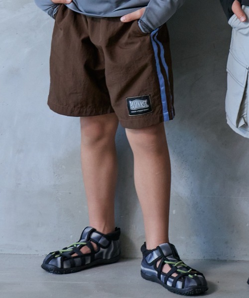 PAIRMANON STREET(ペアマノンストリート)の「【90-160cm】【水陸両用】ナイロン ラインショートパンツ【PAIRMANON STREET】(その他パンツ・キッズ・グリーン/ブラウン/ブラック/ライトブルー/ベージュ/パープル・130/120/100/150/160/110/90/140)」の2枚目の写真