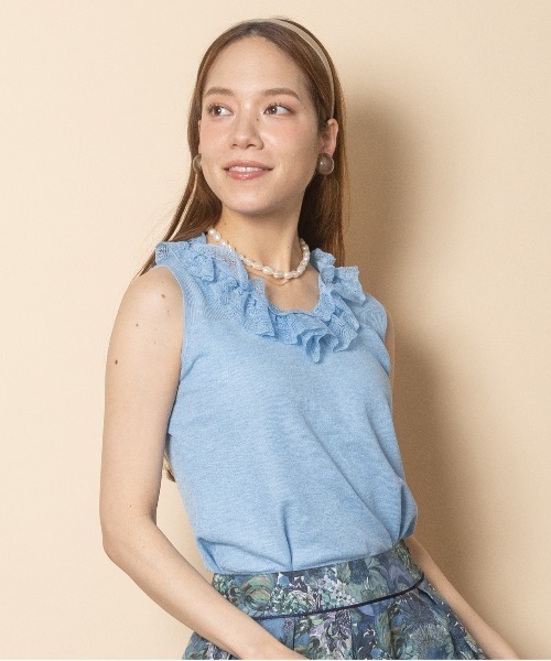 anni plus(アニープラス)の「ラメ レースフリルニット(ニット/セーター・レディース・レッド/ブルー/ブラック/オフホワイト・MEDIUM)」の3枚目の写真