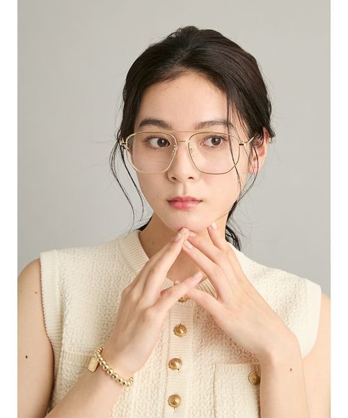 Mila Owen(ミラオーウェン)の「【EYE-CONIC SUMMER】ダブルブリッジダテメガネ(サングラス・レディース・シルバー/ゴールド・F)」の21枚目の写真