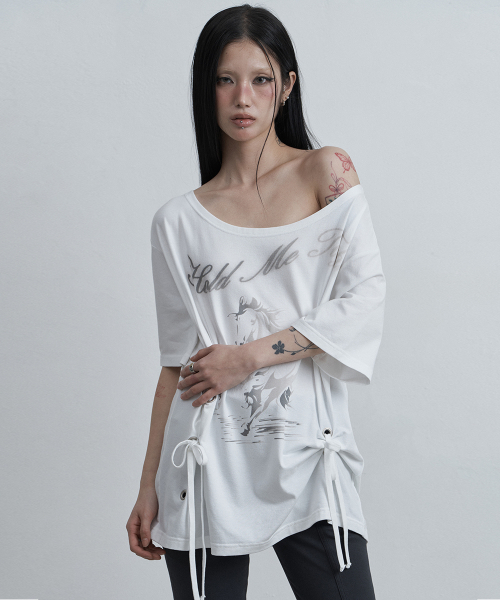 as you are(アズユーアー)の「ホースアイレットオーバーサイズTシャツホワイト(Tシャツ/カットソー・レディース・その他・OS)」の1枚目の写真