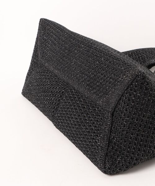 MARC JACOBS(マークジェイコブス)の「【NEW】THE CROCHET SACK BAG/ザ クロシェ サック バッグ(かごバッグ・レディース・ブラック系/シャンパン・ONE SIZE)」の9枚目の写真
