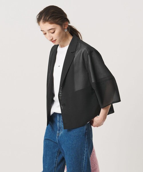 UNITED ARROWS(ユナイテッドアローズ)の「シアー ショート ジャケット ‐ウォッシャブル‐(テーラードジャケット・レディース・オフホワイト/ブラック/ダークグレー・FREE)」の8枚目の写真