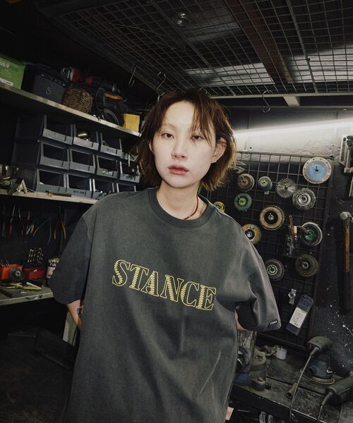 STANCE SEOUL(スタンス・ソウル)の「FAST DRIFT SEASON TOP (CHARCOAL)(Tシャツ/カットソー・メンズ・その他・SMALL/MEDIUM/LARGE/X-LARGE)」の2枚目の写真