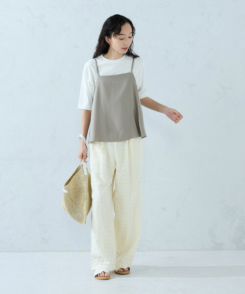 COMME CA ISM（コムサイズム）の「【セットアイテム】2WAY キャミソール（Tシャツ/カットソー・レディース・ベージュ/ブラック/サックスブルー・LARGE/MEDIUM）」の11枚目の写真