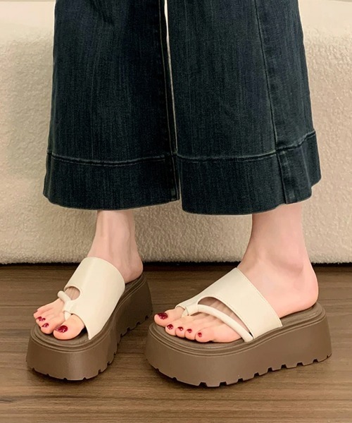 Miniministore（ミニミニストア）の「厚底サンダル トングサンダル レディース（サンダル・レディース・シルバー/アイボリー/ブラック・23.5cm/23.0cm/22.5cm/24.0cm/25.0cm/24.5cm）」の4枚目の写真