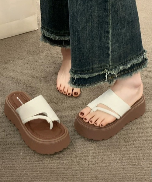 Miniministore（ミニミニストア）の「厚底サンダル トングサンダル レディース（サンダル・レディース・シルバー/アイボリー/ブラック・23.5cm/23.0cm/22.5cm/24.0cm/25.0cm/24.5cm）」の6枚目の写真