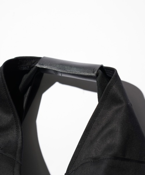 THRIFTY LOOK（スリフティールック）の「THRIFTY LOOK スリフティルック / BDU TRIANGLE TOTE LARGE（トートバッグ・メンズ・ブラック/オリーブ・FREE）」の8枚目の写真