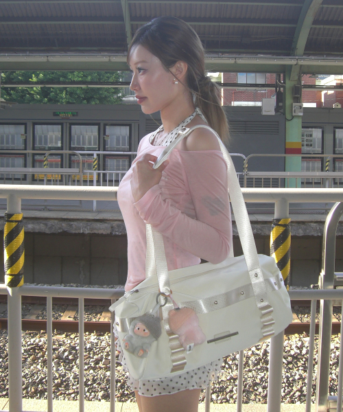 RAIMENT(レイメント)の「Gleam Bag_IVORY(ショルダーバッグ・レディース・その他・FREE)」の11枚目の写真