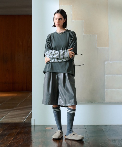 soerte(ソエルテ)の「Loose Multi Border L/S Tee / ルーズマルチボーダーロンT(Tシャツ/カットソー・メンズ・グレー/ブラウン・1/2/3)」の10枚目の写真