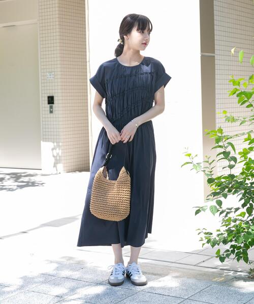 ITEMS URBANRESEARCH（アイテムズ アーバンリサーチ）の「『洗濯可』ランダムシャーリングワンピース（ワンピース・レディース・ブルー系その他/ネイビー/ブラック系その他・FREE）」の21枚目の写真