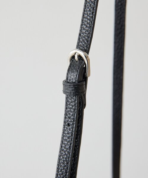 ear PAPILLONNER(イアパピヨネ)の「《本革/2way》縦型ミニポシェットバッグ(ショルダーバッグ・レディース・シルバー/ブルー系その他/ブラック・FREE)」の17枚目の写真