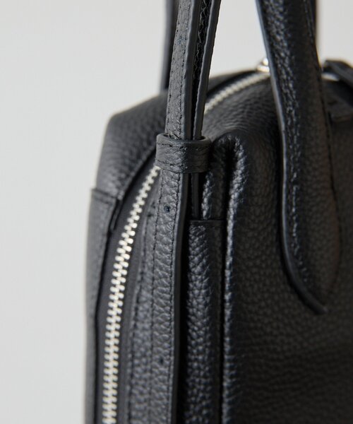 ear PAPILLONNER(イアパピヨネ)の「《本革/2way》縦型ミニポシェットバッグ(ショルダーバッグ・レディース・シルバー/ブルー系その他/ブラック・FREE)」の18枚目の写真