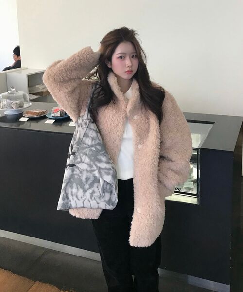 MIND BRIDGE WOMEN（マインドブリッジウーマン）の「[W]シアリングハーフファーコート - 2カラー（チェスターコート・レディース・ベージュ/アイボリー・FREE）」の12枚目の写真