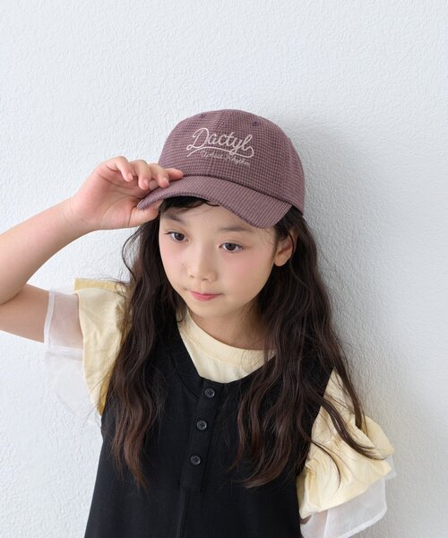 CIAOPANIC TYPY（チャオパニックティピー）の「【KIDS】後ろ紐リボンチェックロゴCAP（キャップ・キッズ・レッド/ブラック・ONE SIZE）」の12枚目の写真