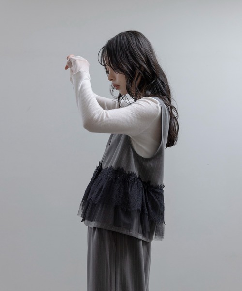 ピンストライプ レースフリルベスト×パンツ セットアップ Eimee Law