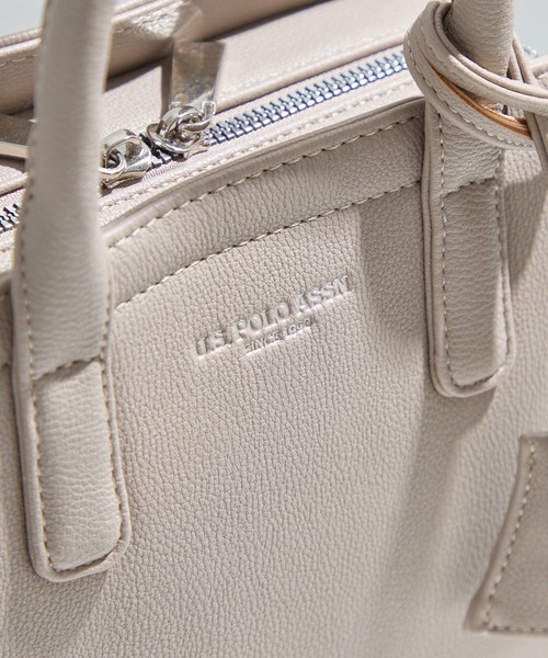 U.S. POLO ASSN.(ユーエスポロアッスン)の「【U.S. POLO ASSN.】≪別注≫キーリング付 2WAYスクエアトートバッグ ショルダーバッグ(ショルダーバッグ・レディース・グレイッシュベージュ/ライトベージュ/ブラック・FREE)」の16枚目の写真