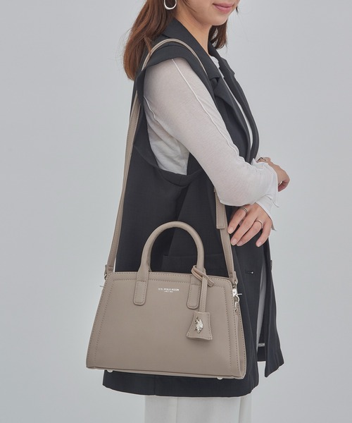 U.S. POLO ASSN.(ユーエスポロアッスン)の「【U.S. POLO ASSN.】≪別注≫キーリング付 2WAYスクエアトートバッグ ショルダーバッグ(ショルダーバッグ・レディース・グレイッシュベージュ/ライトベージュ/ブラック・FREE)」の9枚目の写真