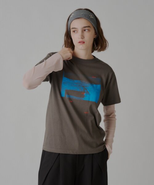 WHIMSIC(ウィムジック)の「【UNISEX/2サイズ展開】 ダイブイントューザワイルド シルクスクリーンプリントT(Tシャツ/カットソー・メンズ・ブラウン/チャコールグレー/パープル・2/1)」の18枚目の写真
