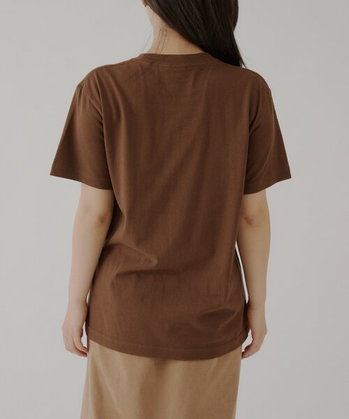 WHIMSIC(ウィムジック)の「【UNISEX/2サイズ展開】 ダイブイントューザワイルド シルクスクリーンプリントT(Tシャツ/カットソー・メンズ・ブラウン/チャコールグレー/パープル・2/1)」の6枚目の写真