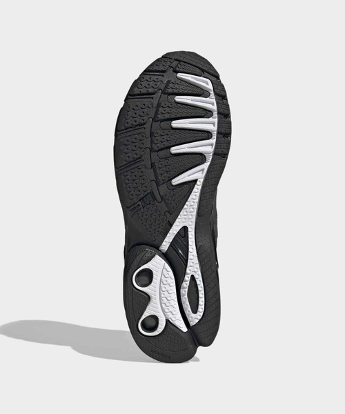 adidas(アディダス)の「アディスター コントロール 5 / ADISTAR CONTROL 5 / アディダスオリジナルス adidas Originals(スニーカー・メンズ・ブラック・22.0cm/22.5cm/23.0cm/23.5cm/24.0cm/24.5cm/25.0cm/25.5cm/26.0cm/26.5cm/27.0cm/27.5cm/28.0cm/28.5cm/29.0cm)」の3枚目の写真
