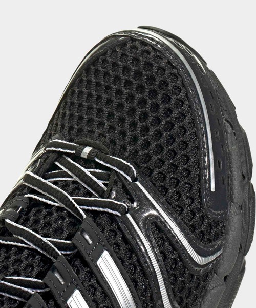 adidas(アディダス)の「アディスター コントロール 5 / ADISTAR CONTROL 5 / アディダスオリジナルス adidas Originals(スニーカー・メンズ・ブラック・22.0cm/22.5cm/23.0cm/23.5cm/24.0cm/24.5cm/25.0cm/25.5cm/26.0cm/26.5cm/27.0cm/27.5cm/28.0cm/28.5cm/29.0cm)」の8枚目の写真