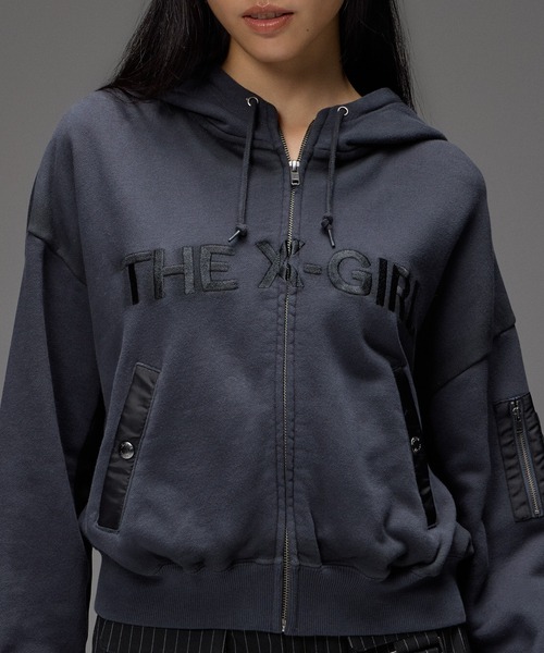 X-girl(エックスガール)の「WOVEN MIX FUZZY LOGO ZIP UP SWEAT HOODIE(パーカー・レディース・オリーブ/ブラック・S/M)」の7枚目の写真