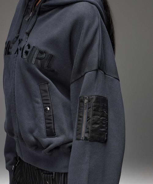 X-girl(エックスガール)の「WOVEN MIX FUZZY LOGO ZIP UP SWEAT HOODIE(パーカー・レディース・オリーブ/ブラック・S/M)」の8枚目の写真