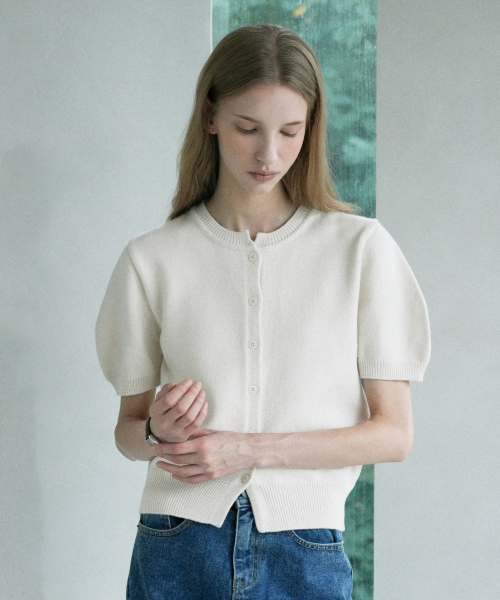VLETI(ブレッティ)の「Basic Round Half Knit Cardigan (cream)(カーディガン/ボレロ・レディース・クリーム・FREE)」の1枚目の写真