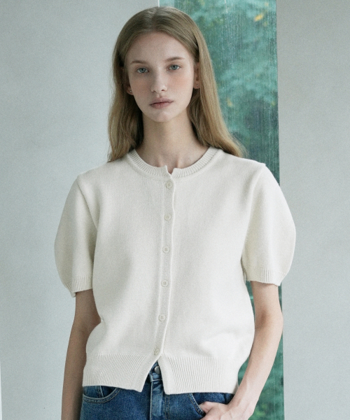 VLETI(ブレッティ)の「Basic Round Half Knit Cardigan (cream)(カーディガン/ボレロ・レディース・クリーム・FREE)」の2枚目の写真