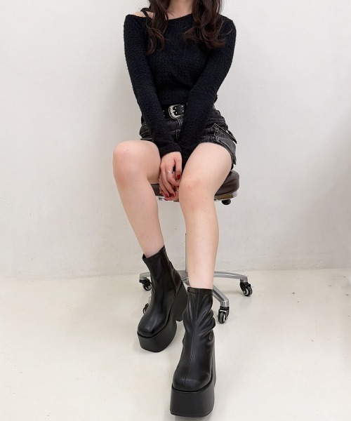 DEMETER（デメテル）の「厚底 ボリュームソール センターシーム ストレッチショートブーツ（ブーツ・レディース・ブラック系その他/ブラック・S/M/L/LL）」の15枚目の写真