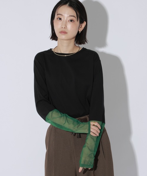 LAKOLE(ラコレ)の「アソートソデキリカエ長袖Tシャツ / 1064368(Tシャツ/カットソー・レディース・その他1/ブラック/オフホワイト/ブラウン/その他2・FREE)」の2枚目の写真