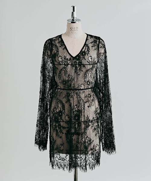 W:Huku(フーク)の「シアーレースフレアスリーブトップス / Sheer Lace Flared-Sleeve Top(シャツ/ブラウス・レディース・ホワイト/ブラック・FREE)」の22枚目の写真