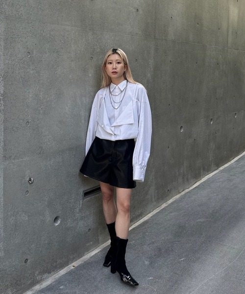 Ameri(アメリ)の「STRIPE TRANSFORM OVER SHIRT(シャツ/ブラウス・レディース・ブラウン/サックスブルー/アイボリー・FREE)」の16枚目の写真