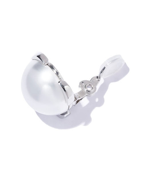 IRIS47（イリスフォーセブン）の「【IRIS 47】contour earring M/コントアー イヤリング M BO283（イヤリング・レディース・ゴールド/シルバー・M）」の8枚目の写真