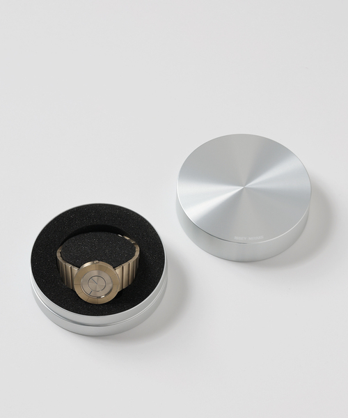 ISSEY MIYAKE(イッセイミヤケ)の「Web限定 ISSEY MIYAKE TO NY0N005 Gold(アナログ腕時計・レディース・ゴールド・FREE)」の15枚目の写真