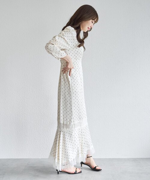 La boutique BonBon(ラブティックボンボン)の「ドットレース付きマーメイドワンピース(ワンピース・レディース・ブラック/オフホワイト・38/36)」の6枚目の写真