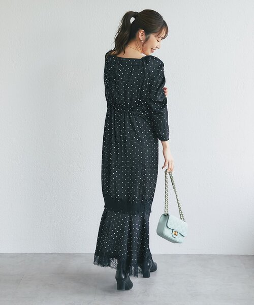 La boutique BonBon(ラブティックボンボン)の「ドットレース付きマーメイドワンピース(ワンピース・レディース・ブラック/オフホワイト・38/36)」の15枚目の写真