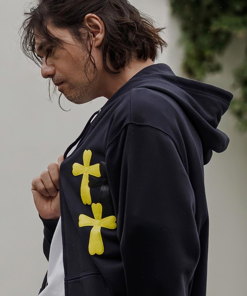 CAMBIO(カンビオ)の「mpa4274- プリントZIPパーカー - Cross Hearts(2602141MCB)(パーカー・メンズ・ブラック/ネイビー/ミックスグレー・S/M/L/XL)」の16枚目の写真