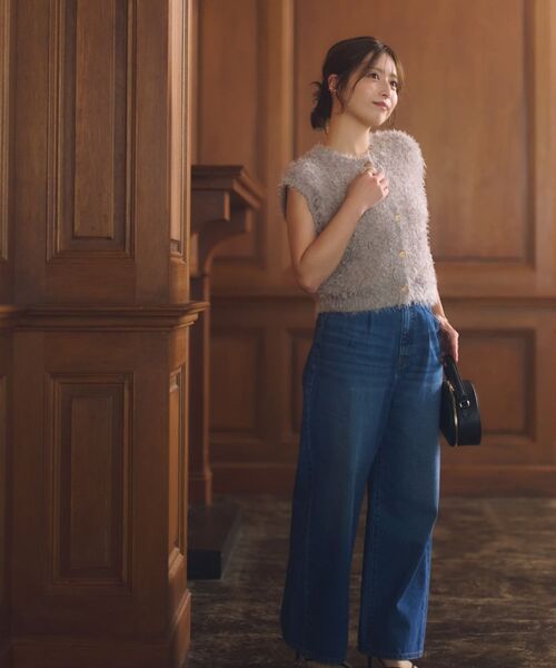 COHINA(コヒナ)の「チュールフェザーニットベスト 【低身長・小柄女性】(ニット/セーター・レディース・ピンク/オフホワイト/グレイッシュベージュ・ONE SIZE)」の7枚目の写真