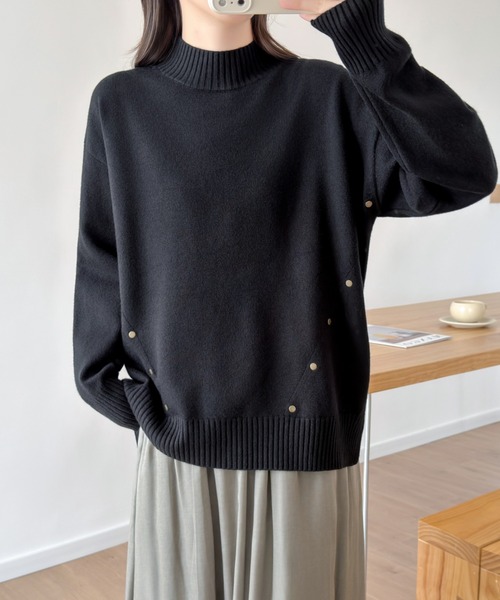 ABITOKYO(アビトーキョー)の「サイドスリットタートルネックニットプルオーパー(ニット/セーター・レディース・ブラック/チャコールグレー/モカ・FREE)」の1枚目の写真