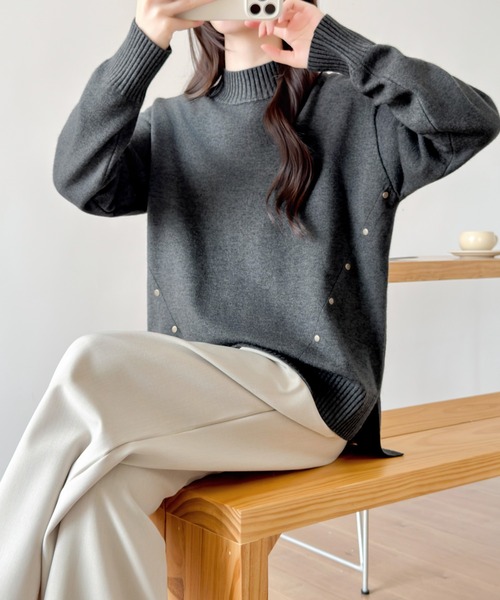 ABITOKYO(アビトーキョー)の「サイドスリットタートルネックニットプルオーパー(ニット/セーター・レディース・ブラック/チャコールグレー/モカ・FREE)」の7枚目の写真
