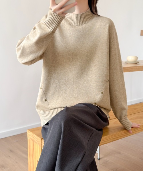 ABITOKYO(アビトーキョー)の「サイドスリットタートルネックニットプルオーパー(ニット/セーター・レディース・ブラック/チャコールグレー/モカ・FREE)」の12枚目の写真