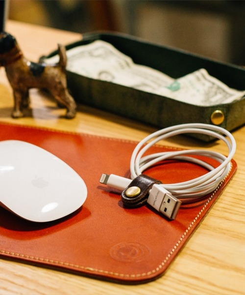 DURAM FACTORY（ドゥラムファクトリー）の「DURAM ドゥラム コードホルダー イヤホン ケーブルタイ 14011（ヘッドフォン/イヤホン・レディース・ライトブラウン/ブラウン/ダークブラウン/レッド/グリーン/ブラック・FREE）」の8枚目の写真