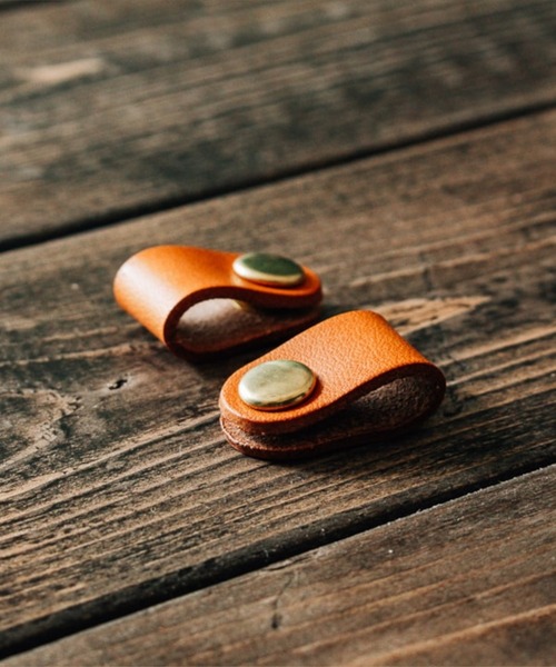 DURAM FACTORY（ドゥラムファクトリー）の「DURAM ドゥラム コードホルダー イヤホン ケーブルタイ 14011（ヘッドフォン/イヤホン・レディース・ライトブラウン/ブラウン/ダークブラウン/レッド/グリーン/ブラック・FREE）」の15枚目の写真