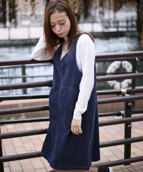 Denime（ドゥニーム）の「コーデュロイワンピース（ワンピース・レディース・ネイビー/ベージュ/ワイン・FREE）」の9枚目の写真