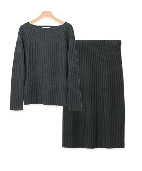 Pierrot（ピエロ）の「ボートネック リブニットセットアップ/ニットアップ（ワンピース・レディース・ネイビー/ベージュ/カーキ/杢グレー/ブラック・M/L）」の2枚目の写真